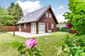 Two-Bedroom Holiday Home in Give